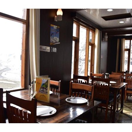 Hotel Peak View, Lahaul Sissu Exterior photo