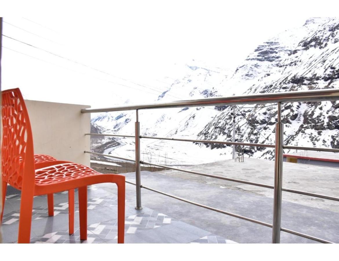 Hotel Peak View, Lahaul Sissu Exterior photo